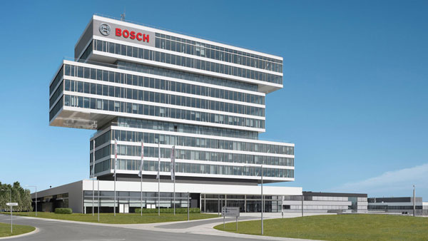 Bosch Develops Motorcycle Crash Detection Tech: बाॅश ने किया बाइक क्रैश अलर्ट सिस्टम लाॅन्च