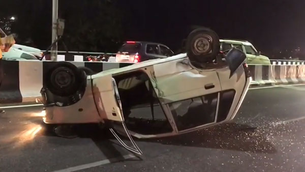 Under-19 Cricketer Loses Control Of His Sportscar: आईपीएल के इस खिलाड़ी की मस्टैंग कार का हुआ हादसा