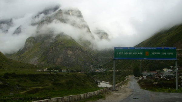 Highest Motorable Roads In India: भारत की सबसे ऊँची मोटरेबल् रोड व पास