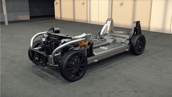 Electric SUV Worth $940 Million Fails: टेस्ला के सामने फेल हुई यह इलेक्ट्रिक कार, हुआ करोड़ों का नुकसान