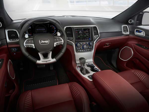 Jeep Cherokee Recalled For Defect: जीप चिरोकी के 95,000 कारों को किया गया रिकाॅल, जानें क्या है कारण