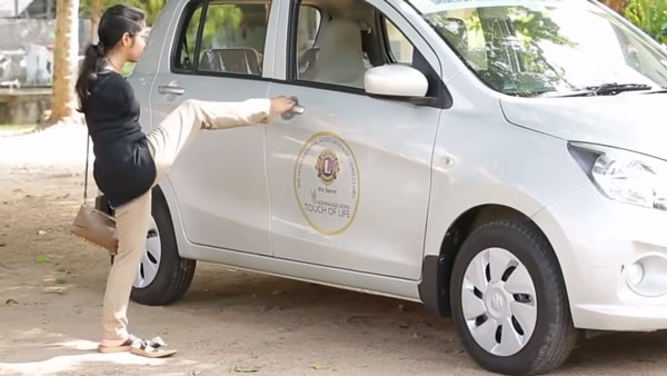 Anand Mahindra Shares Inspiring Video: हाथ ना होते हुए भी चलाती है कार, आनंद महिंद्रा ने की तारीफ