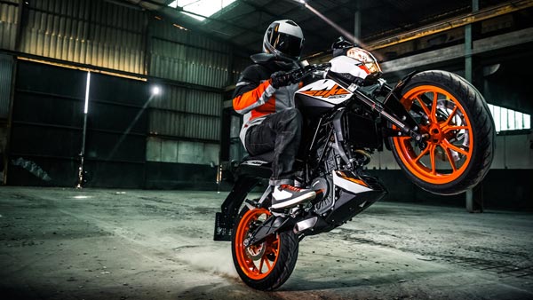 KTM Developing New 500 cc Bike In India: केटीएम ला रही है नई 500 cc बाइक, पुणे में होगा उत्पादन