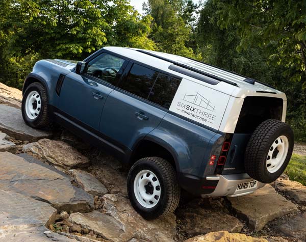 Land Rover Defender Hard Top Launch Details: लैंड रोवर डिफेंडर हार्ड टॉप इस साल अंत में होगी लॉन्च