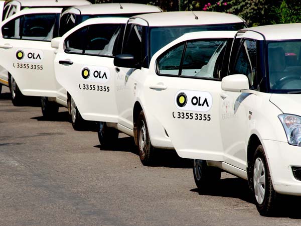 Govt. Regulations On Self Drive Vehicle Rentals: सेल्फ ड्राइव कार के लिए कमर्शियल बैज नहीं होगा जरूरी