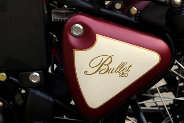 Modified Royal Enfield Classic 350: रॉयल एनफील्ड क्लासिक 350 को दिया रेट्रो कूजर लुक, तस्वीरें