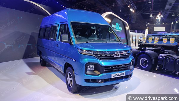 New Tata Winger Spied: टाटा विंगर नए फ्रंट फेस के साथ टेस्टिंग के दौरान आई नजर