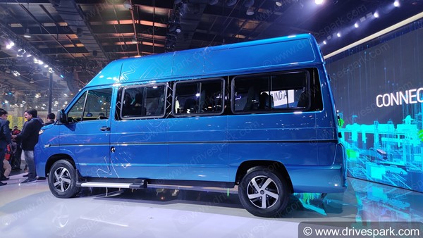 New Tata Winger Spied: टाटा विंगर नए फ्रंट फेस के साथ टेस्टिंग के दौरान आई नजर