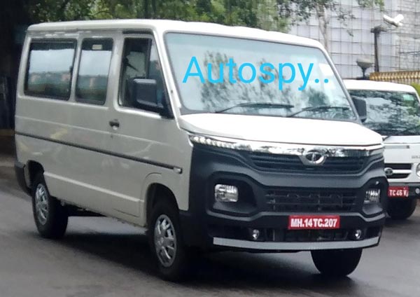 New Tata Winger Spied: टाटा विंगर नए फ्रंट फेस के साथ टेस्टिंग के दौरान आई नजर