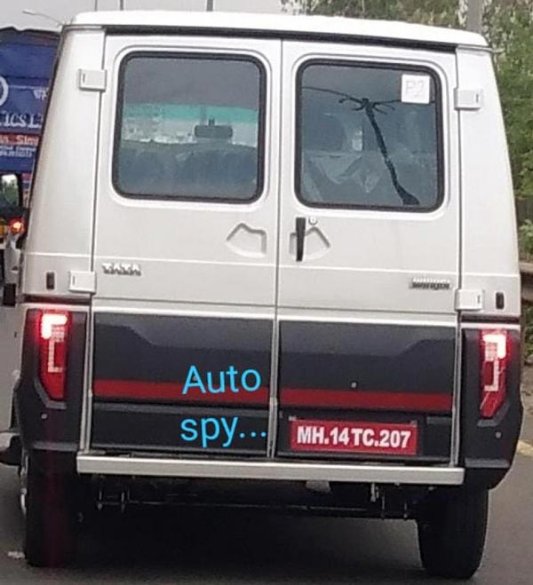 New Tata Winger Spied: टाटा विंगर नए फ्रंट फेस के साथ टेस्टिंग के दौरान आई नजर