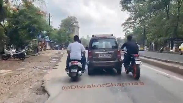 Car Towing Jugaad In Mumbai: भारत कार टोइंग जुगाड़ वीडियो