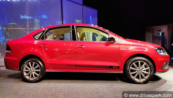 Volkswagen Polo, Vento Automatic Delivery: फॉक्सवैगन पोलो व वेंटो ऑटोमेटिक डिलीवरी अगस्त में होगी शुरू