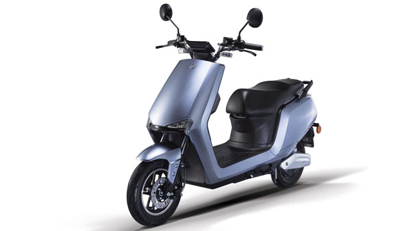 BGauss Electric Scooter Unveiled: बीगॉस ने किया अपनी पहली दो इलेक्ट्रिक वाहन का खुलासा