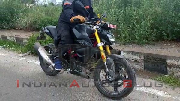 BMW G 310 R Spotted Testing: बीएमडब्ल्यू जी 310 आर टेस्टिंग के दौरान आई नजर, जल्द होगी लॉन्च