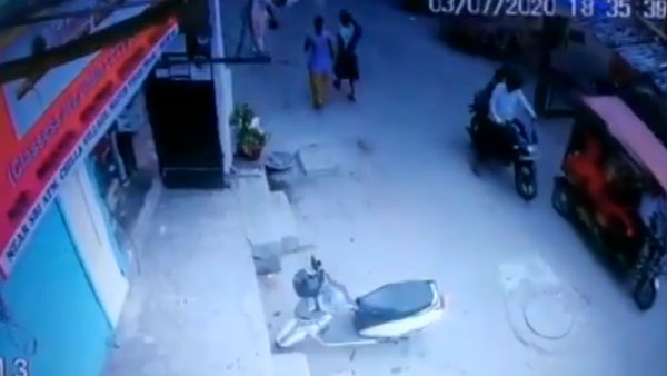 Drunk Police Officer Runs Over Woman: नशे में धुत पुलिसकर्मी ने महिला को कार के नीचे कुचला