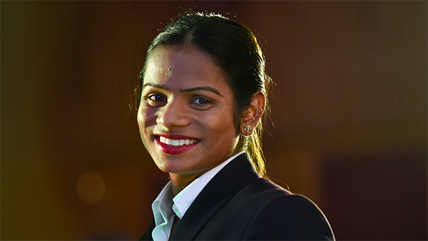 Dutee Chand Wants To Sell Her Car: भारतीय धाविका दुती चंद बीएमडब्ल्यू कार बेच रही जानकारी