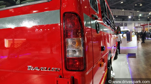 Force Traveller Ambulances Delivered: आंध्र प्रदेश सरकार को मिली 1000 फोर्स एम्बुलेंस की डिलीवरी