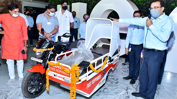 Hero Donates Bike Ambulances: हीरो ने अलवर जिला प्रशासन को दो बाइक एम्बुलेंस सौंपा, जानें