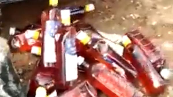 Bike Modified To Smuggle Alcohol Caught By Police: बाइक के फ्यूल टैंक में 25 शराब की बोतल, पुलिस ने पकड़ किया ऐसा