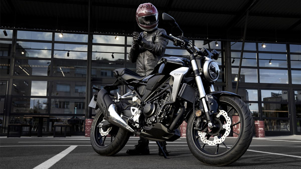 Honda CB300R Removed From Website: होंडा सीबी300आर कंपनी की वेबसाईट से हटाई गयी जानें