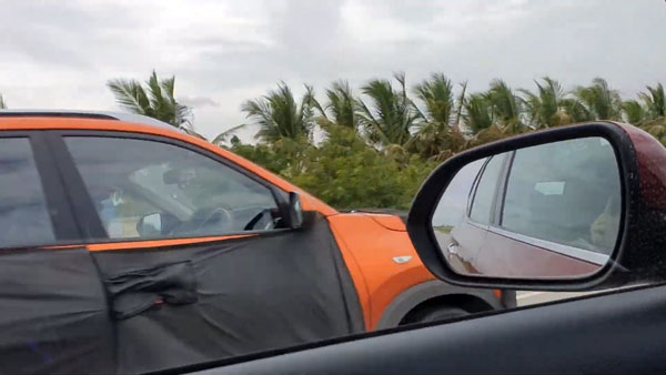 Kia Sonet Spy Pics: किया सॉनेट नए रंग टेस्टिंग सिंतबर लॉन्च