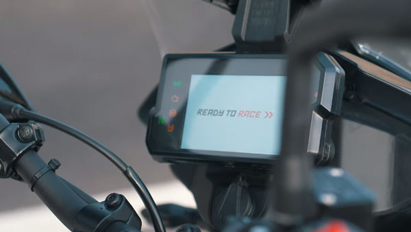KTM Adventure 390 Finance Scheme: केटीएम ने एडवेंचर 390 के लिए पेश की नई फाइनेंस स्कीम