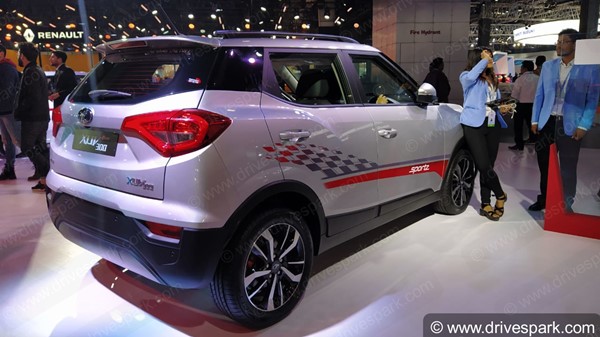Mahindra XUV300 Sportz Spied: महिंद्रा एक्सयूवी300 स्पोर्ट्स स्पाई फोटो इंजन फीचर्स जानकारी