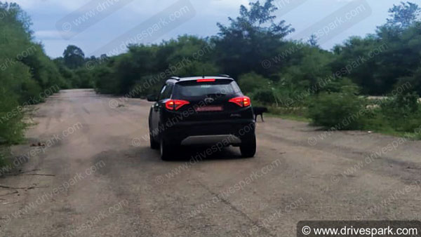 Mahindra XUV300 Sportz Spied: महिंद्रा एक्सयूवी300 स्पोर्ट्स स्पाई फोटो इंजन फीचर्स जानकारी
