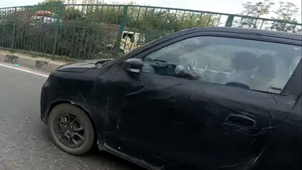 Maruti XL5 Spotted Testing: मारुति सुजुकी एक्सएल5 दिल्ली-एनसीआर में टेस्टिंग के दौरान आई नजर