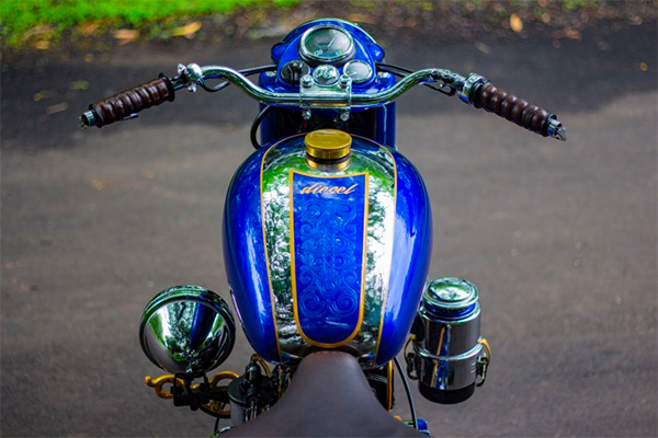 Diesel Powered Royal Enfield Bullet: यह रॉयल एनफील्ड बुलेट पेट्रोल से नहीं डीजल से चलती है