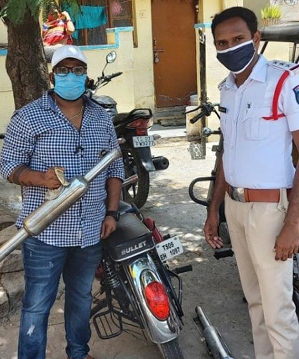 Bikes With Loud Exhaust Fined: रॉयल एनफील्ड बाइक लाउड एग्जॉस्ट मॉडिफाई सायबराबाद पुलिस जुर्माना