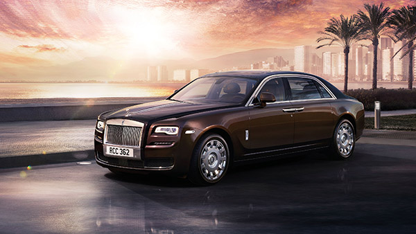 New-Gen Rolls-Royce Ghost Teased: नई-जनरेशन रोल्स-रॉयस घोस्ट की टीजर इमेज जारी, लॉन्च जल्द