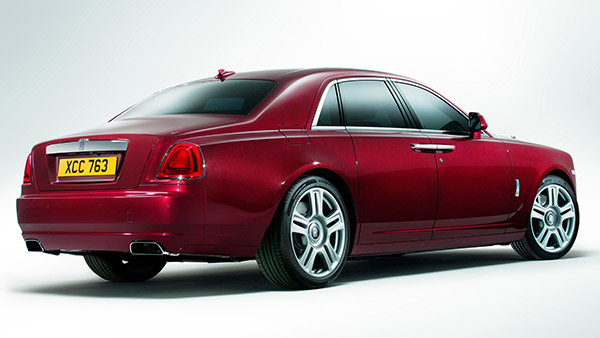 New-Gen Rolls-Royce Ghost Teased: नई-जनरेशन रोल्स-रॉयस घोस्ट की टीजर इमेज जारी, लॉन्च जल्द