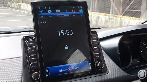 Tata Nexon Gets Touch Screen Like Tesla: टाटा नेक्सन में लगाई टेस्ला जैसी टच स्क्रीन, देखें वीडियो