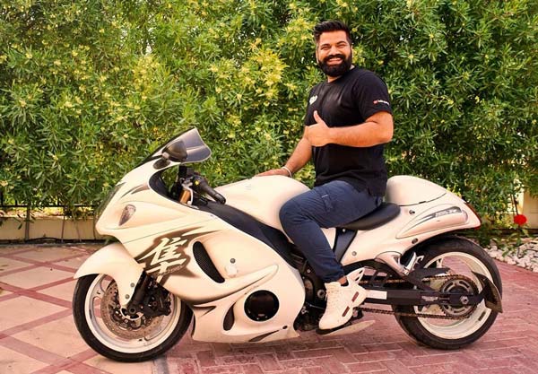 Technical Guruji Car And Bike Collection: टेक्निकल गुरूजी कार व बाइक कलेक्शन रोल्स रॉयस घोस्ट ऑडी ए6 पोर्शे पनामेरा जानकारी