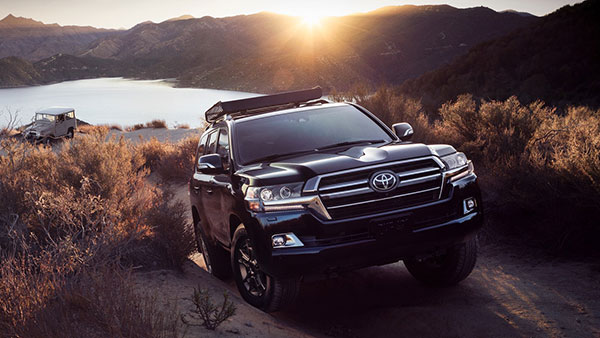 Toyota Land Cruiser Facelift Soon To Launch: टोयोटा लैंड क्रूजर फेसलिफ्ट जल्द होगी लाॅन्च