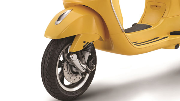 Vespa VXL And SXL Launched: वेस्पा की वीएक्सएल और एसएक्सएल स्कूटर हुई लॉन्च, जानें कीमत