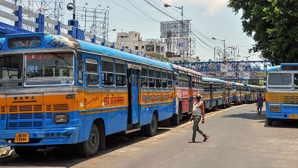 West Bengal Waves Tax Penalty On CVs: बंगाल सरकार ने सभी कमर्शियल वाहनों पर जुर्माने को किया माफ