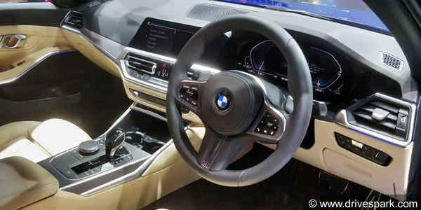 BMW 320D Sport Variant Launched: बीएमडब्ल्यू 320डी स्पोर्ट वैरिएंट हुई लाॅन्च, जानें कीमत व फीचर्स