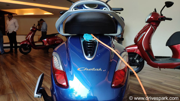 Bajaj Chetak July 2020 Sales Report: बजाज चेतक इलेक्ट्रिक स्कूटर के बीते माह बेचे गए 120 यूनिट