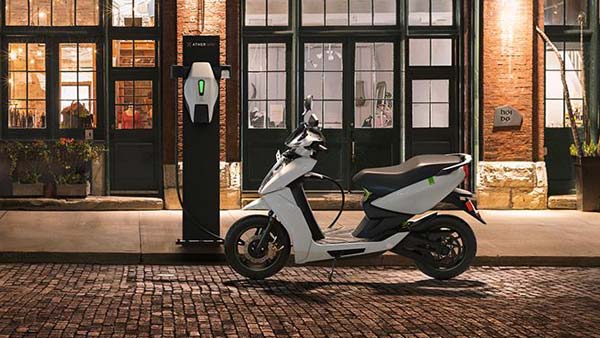 Mumbai Electric Vehicle Sales: मुंबई में पिछले तीन सालों में इलेक्ट्रिक वाहनों की बिक्री में आई 1300 प्रतिशत की बढ़त