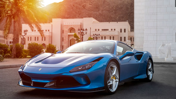 Ferrari F8 Tributo Launched: फरारी एफ8 ट्रिब्यूटो भारत में लॉन्च कीमत 4.02 करोड़ रुपये