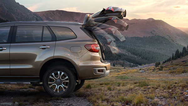 Ford Endeavor BS6 Price Hiked: फोर्ड एंडेवर बीएस6 की कीमत में हुआ इजाफा, जानें कितनी हुई महंगी