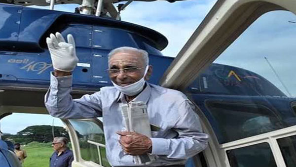 Grandparents Travel By Helicopter To Attend Wedding: पोते की शादी में पहुंचने के लिए केरल से बैंगलोर हेलीकॉप्टर में किया सफर
