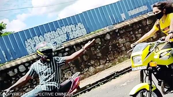 Girl Fined Rs 20,500 For Driving Without Helmet: केरल गर्ल बाइक ड्राइविंग बिना हेलमेट पुलिस फाइन जानकारी