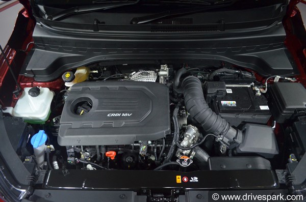 Kia Sonet GT Line & Tech Line Difference: किया सॉनेट के जीटी और टेक लाइन में क्या है अंतर, जानें