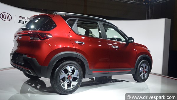 Kia Sonet GT Line & Tech Line Difference: किया सॉनेट के जीटी और टेक लाइन में क्या है अंतर, जानें