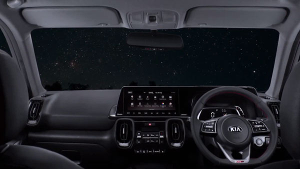 Kia Sonet World Premiere: किया सॉनेट को किया गया पेश, सिंतबर में होगी लॉन्च
