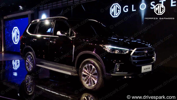 MG Gloster Spied Testing: एमजी ग्लोस्टर टेस्टिंग करते आई नजर, दिखा नया अलॉय व्हील