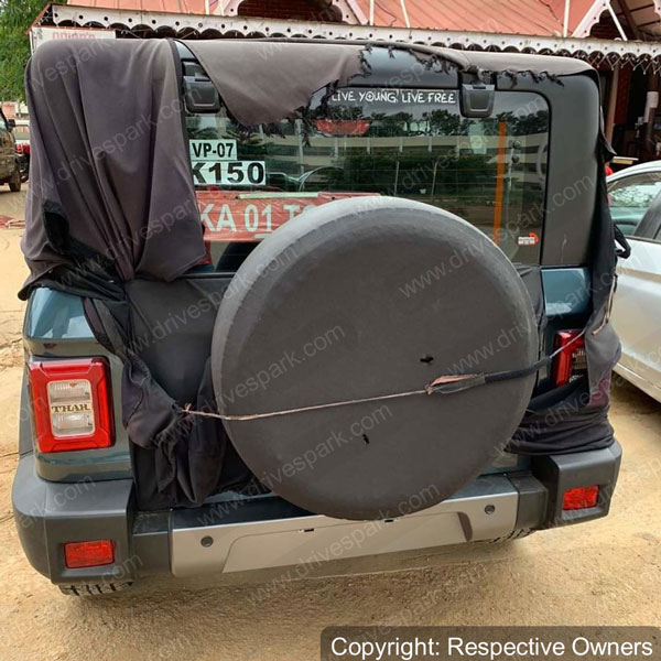 2020 Mahindra Thar Spied: नई महिंद्रा थार इंटीरियर की तस्वीरें आई सामने